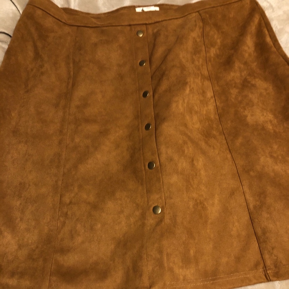 Retrology suede camel skirt